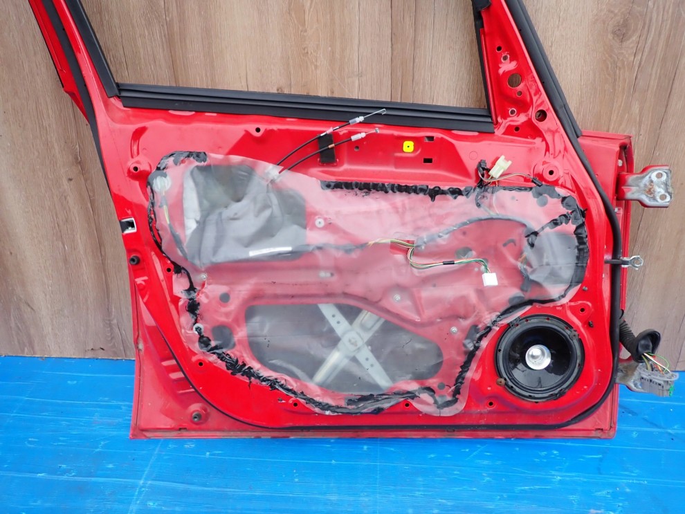 SUZUKI SX4 06-12 DRZWI PRZEDNIE LEWE ZCF 12/12