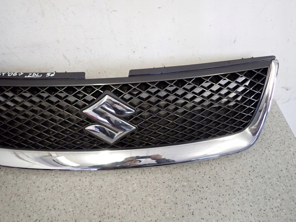 SUZUKI GRAND VITARA II 05- 5 DRZWI ATRAPA CHŁODNICY GRILL 71743-65J0 5/10