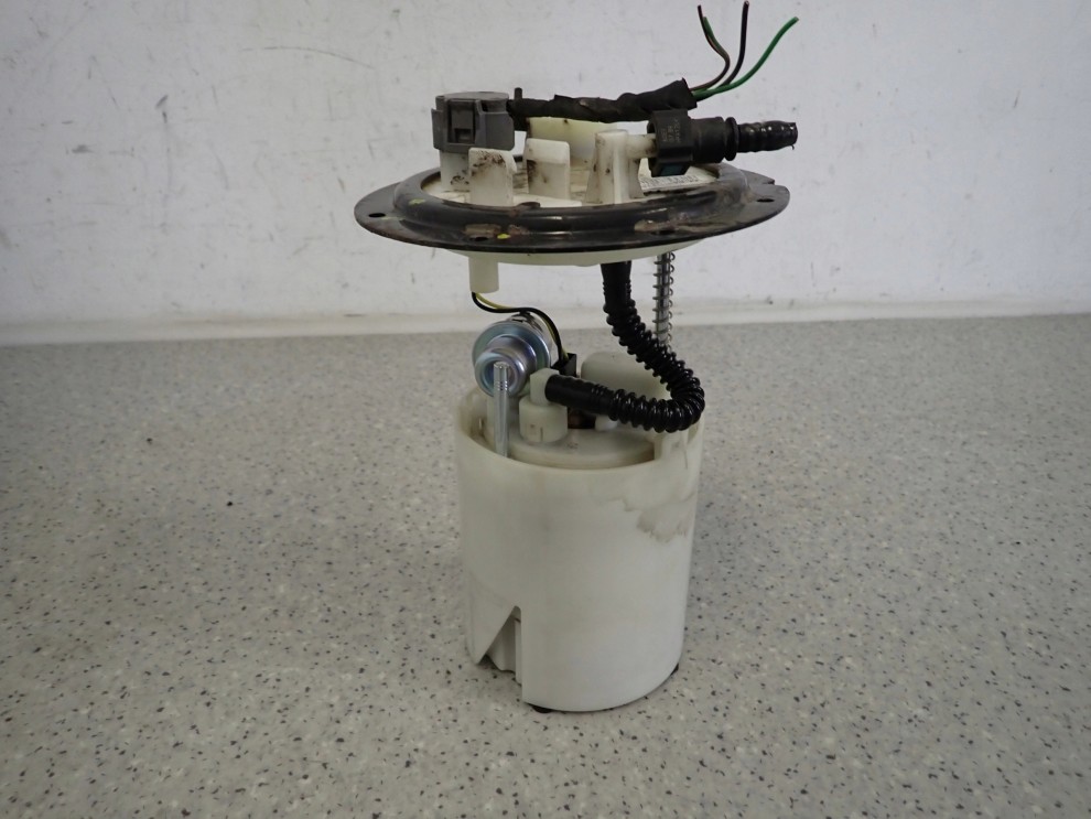 HYUNDAI IX20 1.4i 09- POMPA PALIWA PŁYWAK 31110-1P000 3/6