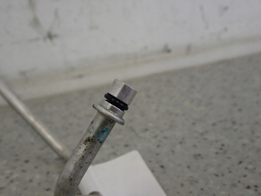 SUZUKI GRAND VITARA II 1.9d 05- PRZEWÓD KLIMATYZACJI CIENKI CZUJNIK EUROPA 11/11