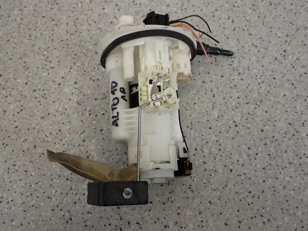 SUZUKI ALTO NISSAN PIXO 09-14 POMPA PALIWA W ZBIORNIK PŁYWAK 1/4