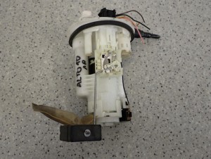 SUZUKI ALTO NISSAN PIXO 09-14 POMPA PALIWA W ZBIORNIK PŁYWAK 1/4 MINIATURA