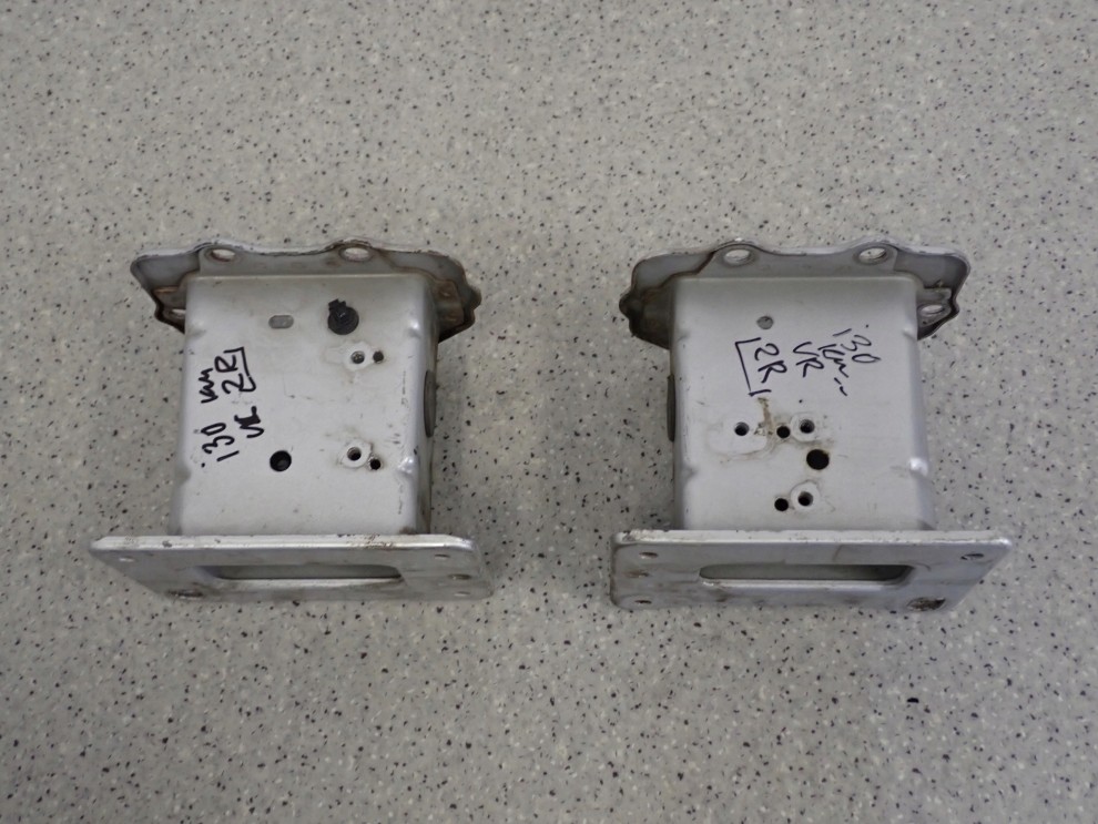 HYUNDAI I30 06-09 STREFA ZGNIOTU PRAWA PRZÓD WSPORNIK ZDERZAKA 1/3