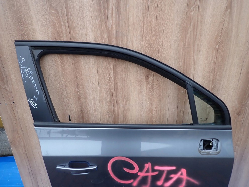 CHEVROLET ORLANDO 10- DRZWI PRZEDNIE PRAWE GYM 11/13