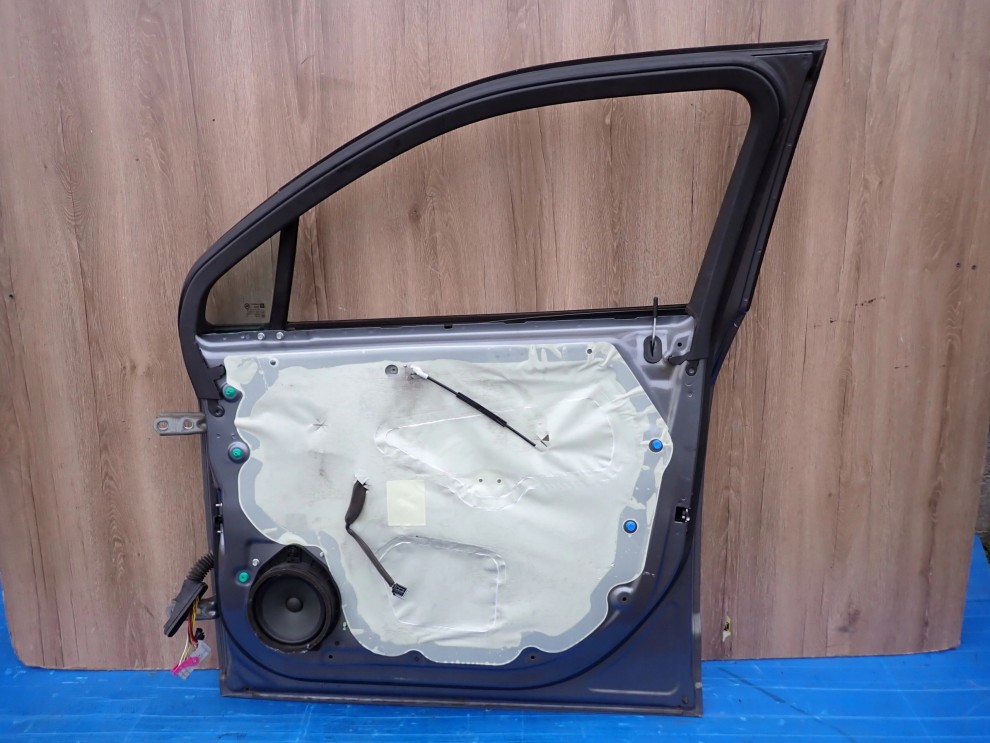 CHEVROLET ORLANDO 10- DRZWI PRZEDNIE PRAWE GYM 12/13