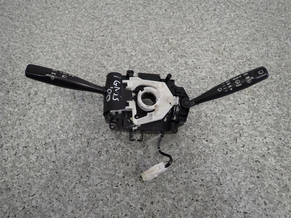 SUZUKI IGNIS 00-03 PRZEŁĄCZNIK ZESPOLONY ŚWIATEŁ WYCIERACZEK 1/6