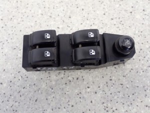 CHEVROLET AVEO T250 07- PANEL SZYB PRZEDNI LEWY PRZEŁĄCZNIK 2/4 MINIATURA