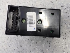 HYUNDAI IX20 09- PANEL SZYB PRZEDNI LEWY 3/4 MINIATURA