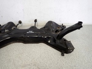 SUZUKI SWIFT MK7 10- SANKI BELKA SILNIKA EUROPA 10/10 MINIATURA