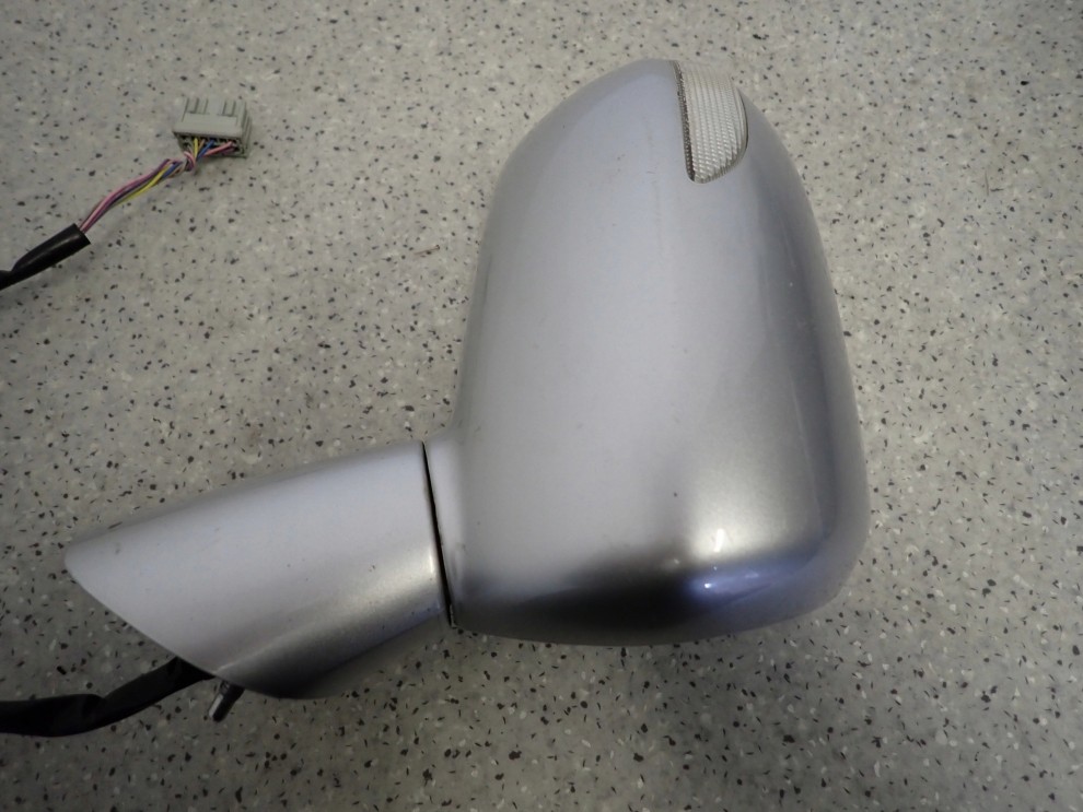 HONDA JAZZ 05-07 LUSTERKO PRAWE ELEKTRYCZNE 7 PIN NH623M 6/10