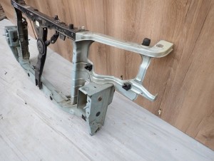 HYUNDAI MATRIX 02-08 PAS PRZEDNI 4/12 MINIATURA