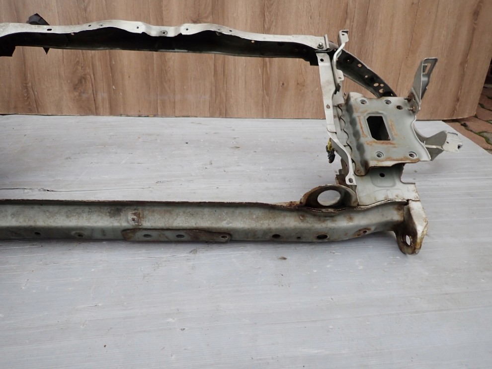 TOYOTA AVENSIS T25 02- PAS PRZEDNI WZMOCNIENIE CZOŁOWE 1C0 10/13