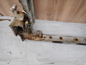 TOYOTA AVENSIS T25 02- PAS PRZEDNI WZMOCNIENIE CZOŁOWE 1C0 12/13 MINIATURA