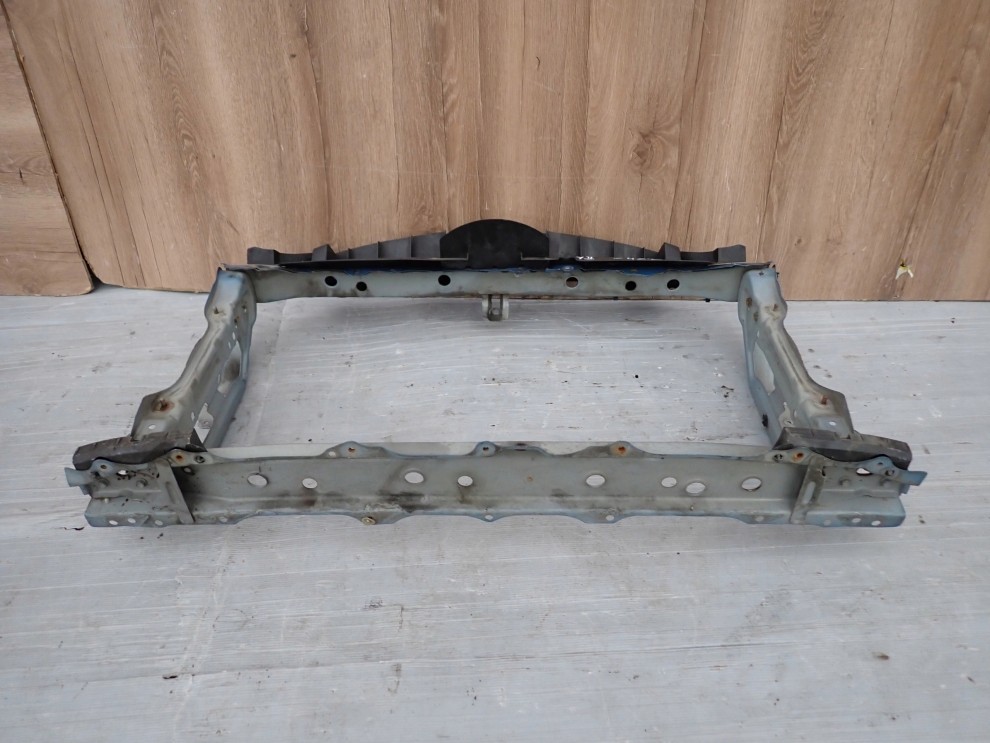 TOYOTA YARIS II 06-09 PAS PRZEDNI WZMOCNIENIE 8T1 5/8