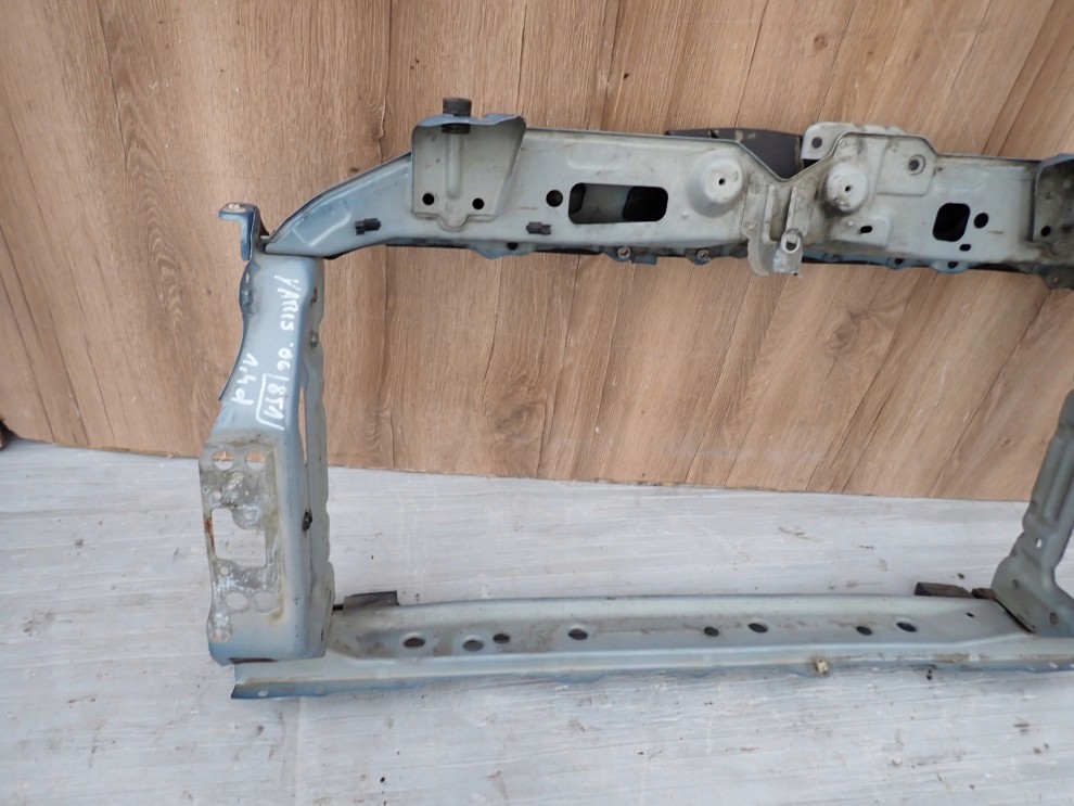 TOYOTA YARIS II 06-09 PAS PRZEDNI WZMOCNIENIE 8T1 7/8