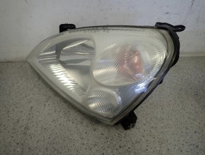 SUZUKI LIANA 01-07 LAMPA PRZEDNIA LEWA 4/8 MINIATURA