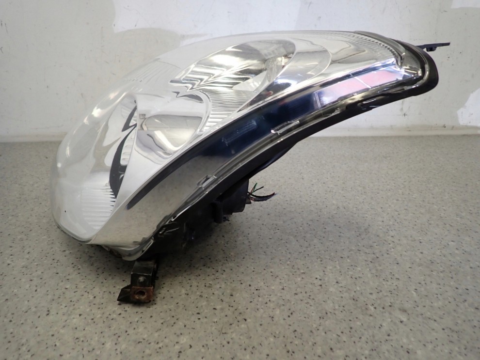 SUZUKI SWIFT 05-09 REFLEKTOR PRZEDNI LEWY LAMPA PRZEDNIA 7/8