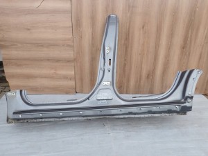 CHEVROLET ORLANDO 10- PRÓG LEWY GYM