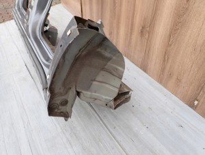 CHEVROLET ORLANDO 10- PRÓG LEWY GYM 6/11 MINIATURA