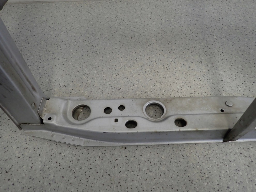 TOYOTA YARIS I 99-05 PAS PRZEDNI WZMOCNIENIE CZOŁOWE 5/11