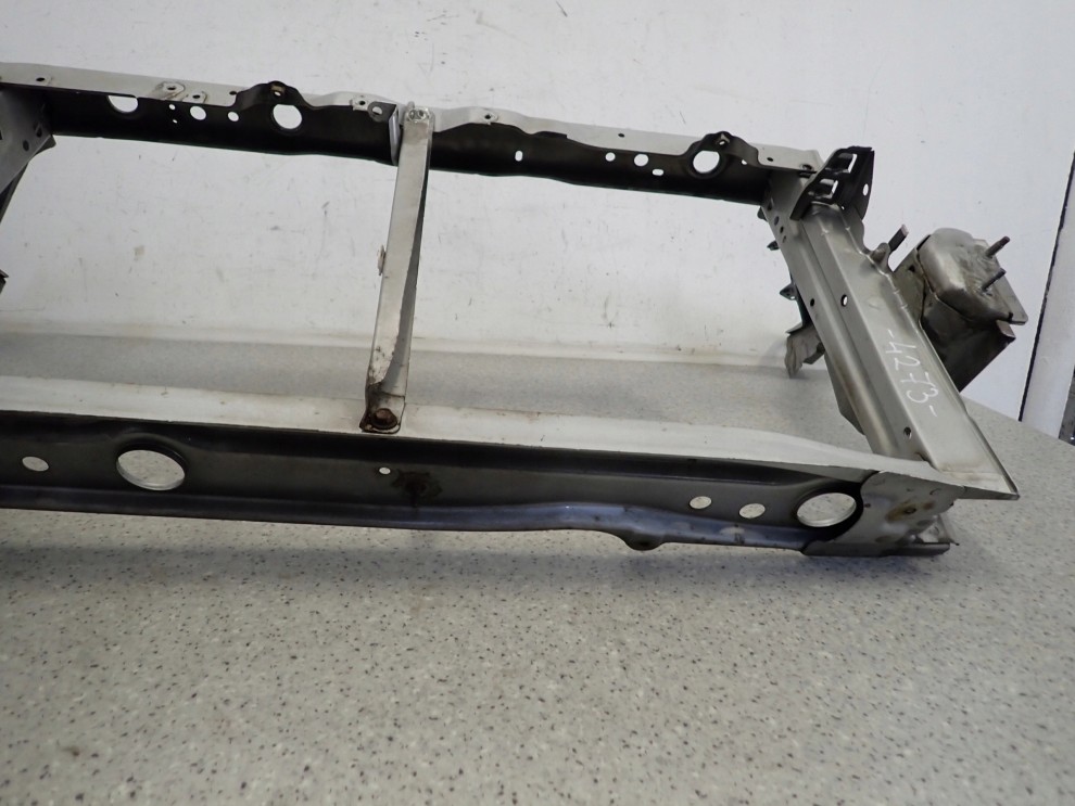 TOYOTA YARIS I 99-05 PAS PRZEDNI WZMOCNIENIE CZOŁOWE 9/11