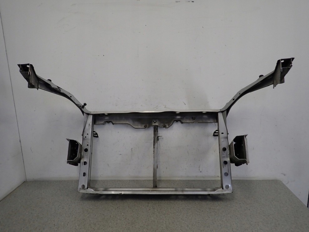 TOYOTA YARIS I 99-05 PAS PRZEDNI WZMOCNIENIE CZOŁOWE 10/11