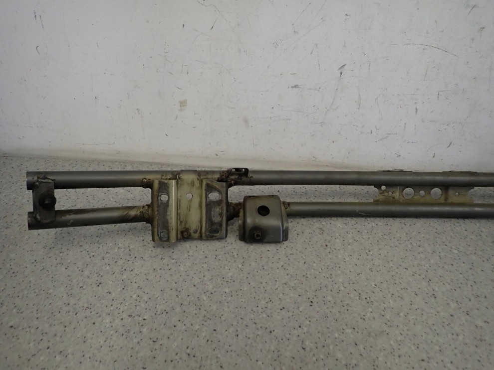 SUZUKI GRAND VITARA II 05- BELKA ZDERZAKA PRZEDNIEGO 6/7