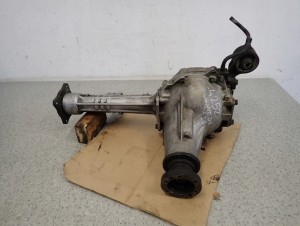 GRAND VITARA II 06-09 1.9 DDIS GŁÓWKA MOSTU DYFER PRZEDNI 1/8 MINIATURA