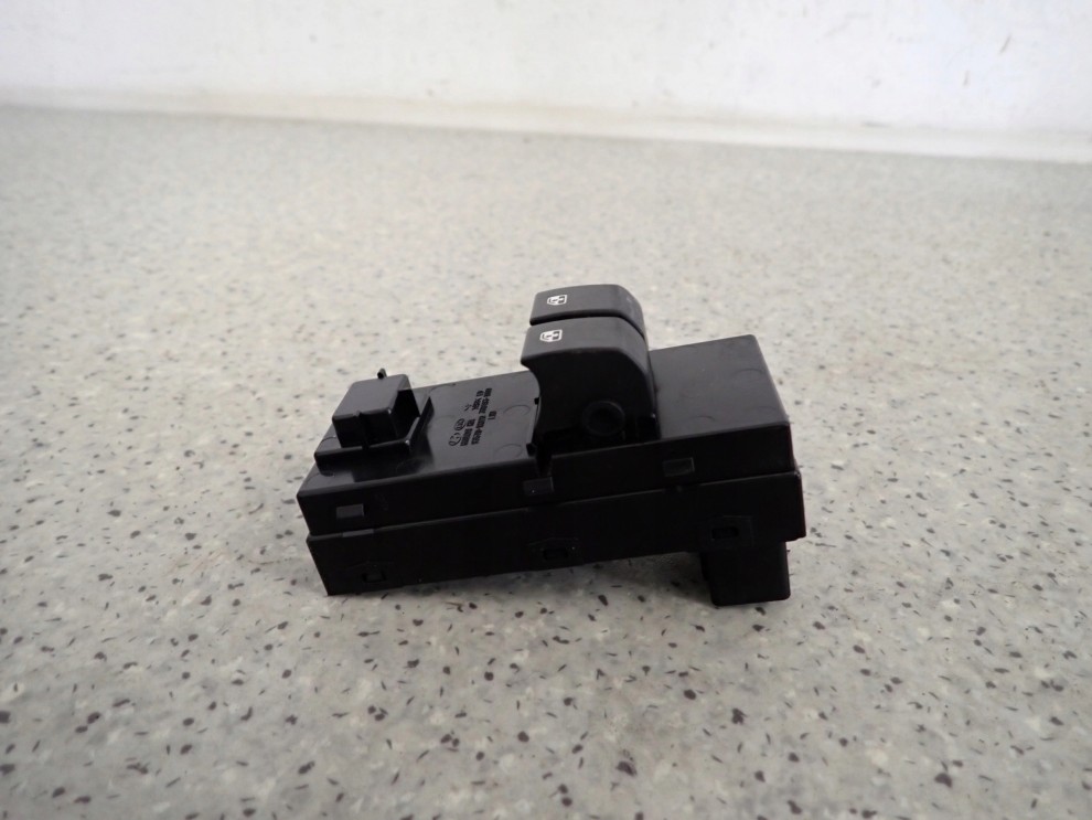 KIA CEED HB 06-12 PANEL STREROWANIA SZYBAMI PRZEDNI LEWY 2 SZYBY 3/7