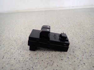 KIA CEED HB 06-12 PANEL STREROWANIA SZYBAMI PRZEDNI LEWY 2 SZYBY 2/7 MINIATURA