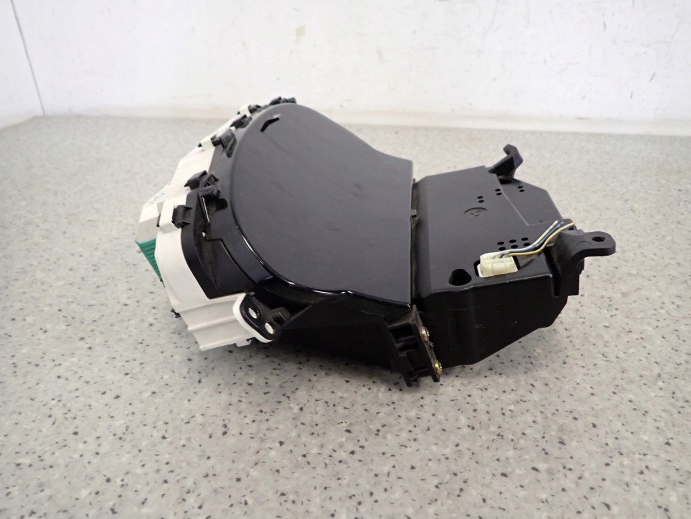 TOYOTA YARIS I 99-02 1.0 BENZYNA ZEGARY LICZNIK 6/10