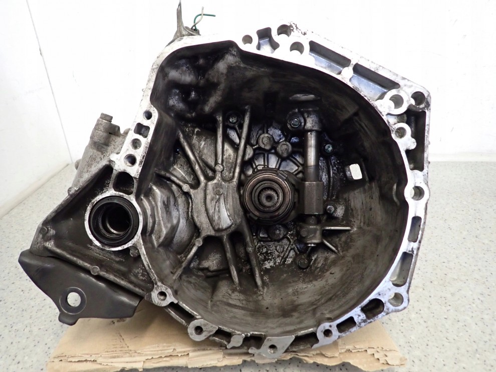 TOYOTA YARIS II 1.3 BENZYNA 06- SKRZYNIA BIEGÓW AUTOMATYCZNA 2/8