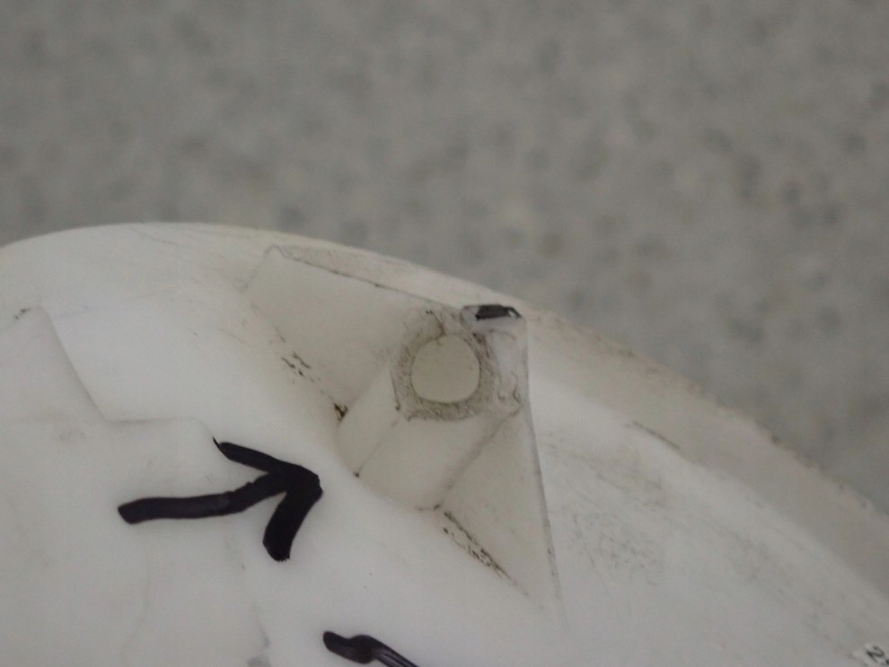 MAZDA 2 DY 02- BENZYNA POMPA PALIWA 4/6