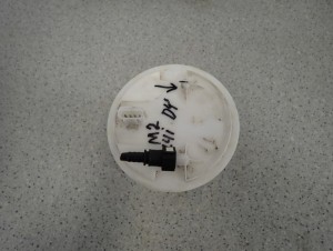 MAZDA 2 DY 02- BENZYNA POMPA PALIWA 2/6 MINIATURA