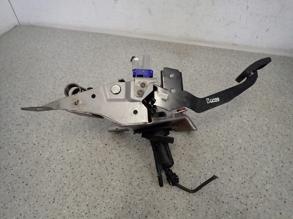 MAZDA3 MAZDA 3 03- BK PEDAŁ SPRZĘGŁA 1/6