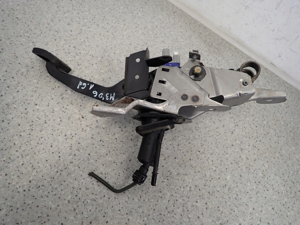 MAZDA3 MAZDA 3 03- BK PEDAŁ SPRZĘGŁA 3/6