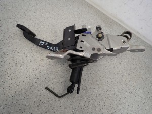 MAZDA3 MAZDA 3 03- BK PEDAŁ SPRZĘGŁA 3/6 MINIATURA