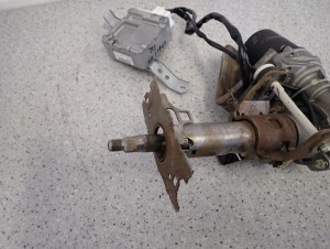 TOYOTA YARIS I 03- WSPOMAGANIE ELEKTRYCZNE FRANCJA 3/10 MINIATURA