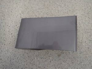 GRAND VITARA II 06- LISTWA BŁOTNIKA PRZEDNIA LEWA 2/6 MINIATURA