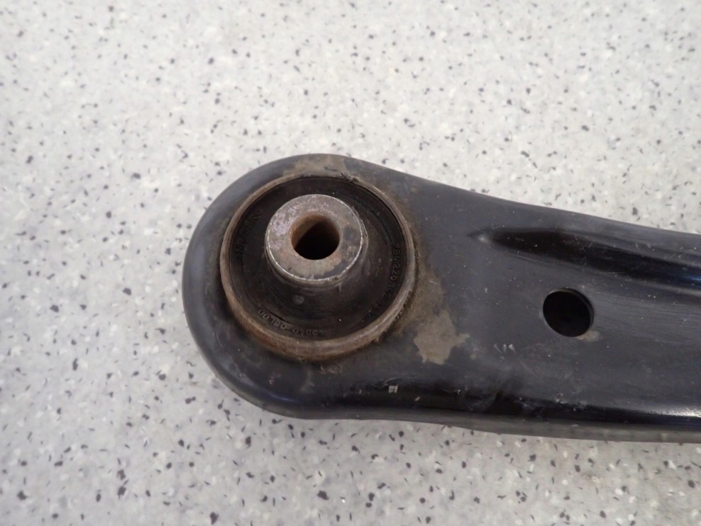 SUZUKI SWIFT IV MK7 10- WAHACZ PRZEDNI LEWY 2/5