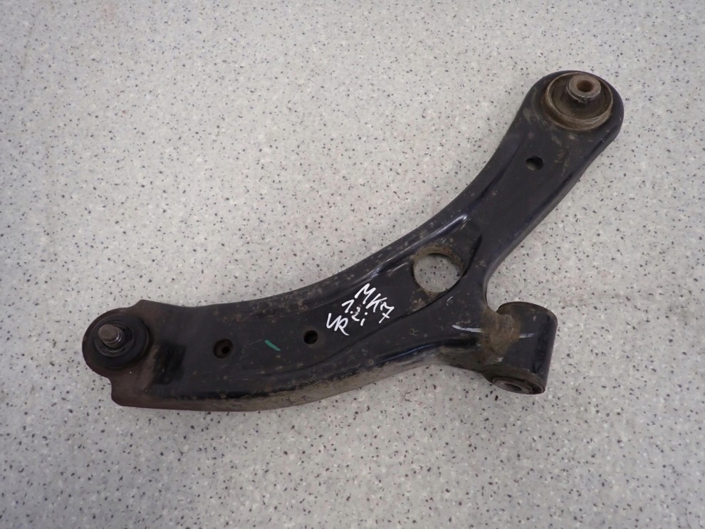 SUZUKI SWIFT IV MK7 10- WAHACZ PRZEDNI PRAWY 1/6