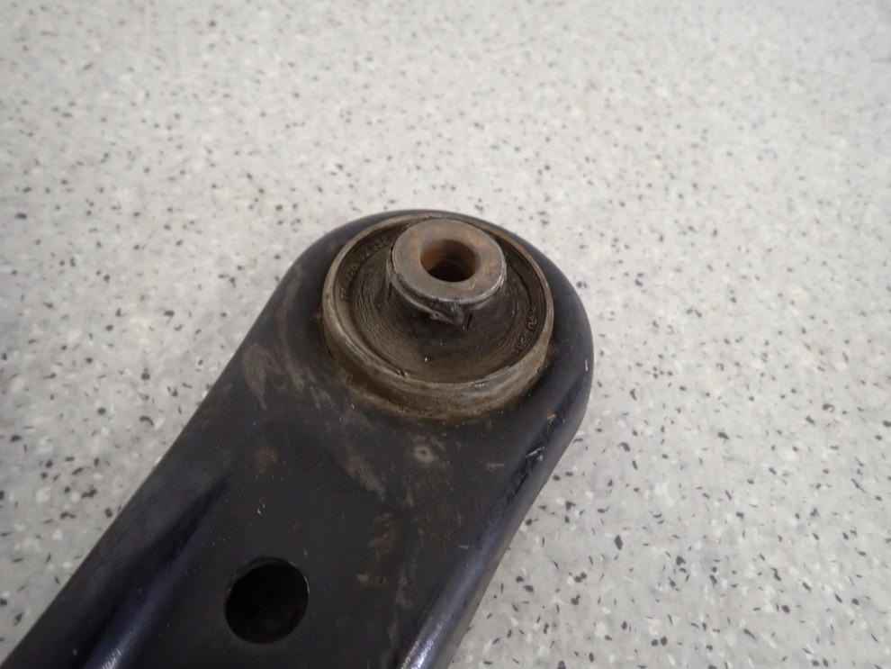 SUZUKI SWIFT IV MK7 10- WAHACZ PRZEDNI PRAWY 3/6