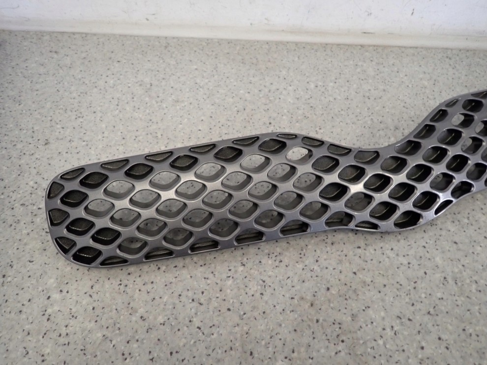 TOYOTA YARIS FR VNK 03- ATRAPA PRZEDNIA GRILL 2/7