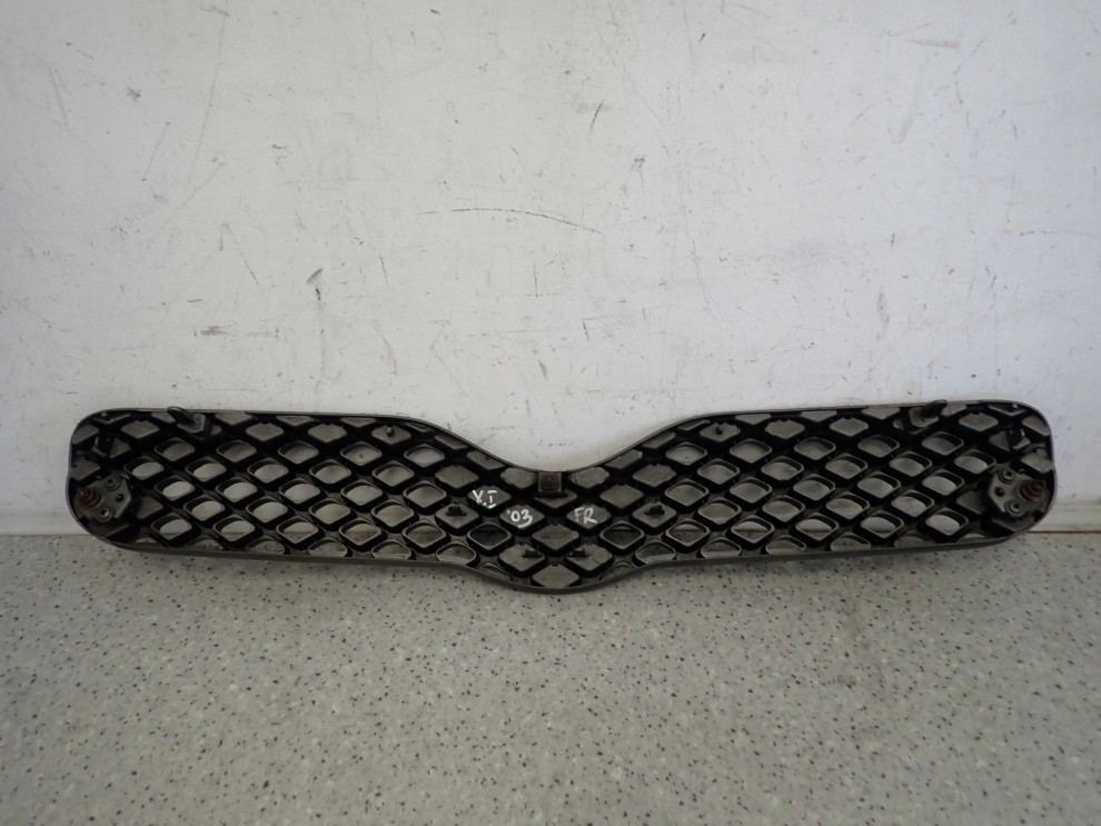 TOYOTA YARIS FR VNK 03- ATRAPA PRZEDNIA GRILL 5/7