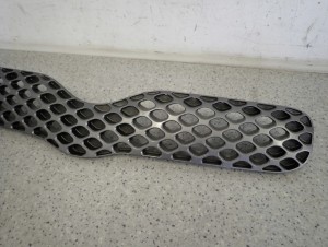 TOYOTA YARIS FR VNK 03- ATRAPA PRZEDNIA GRILL 3/7 MINIATURA