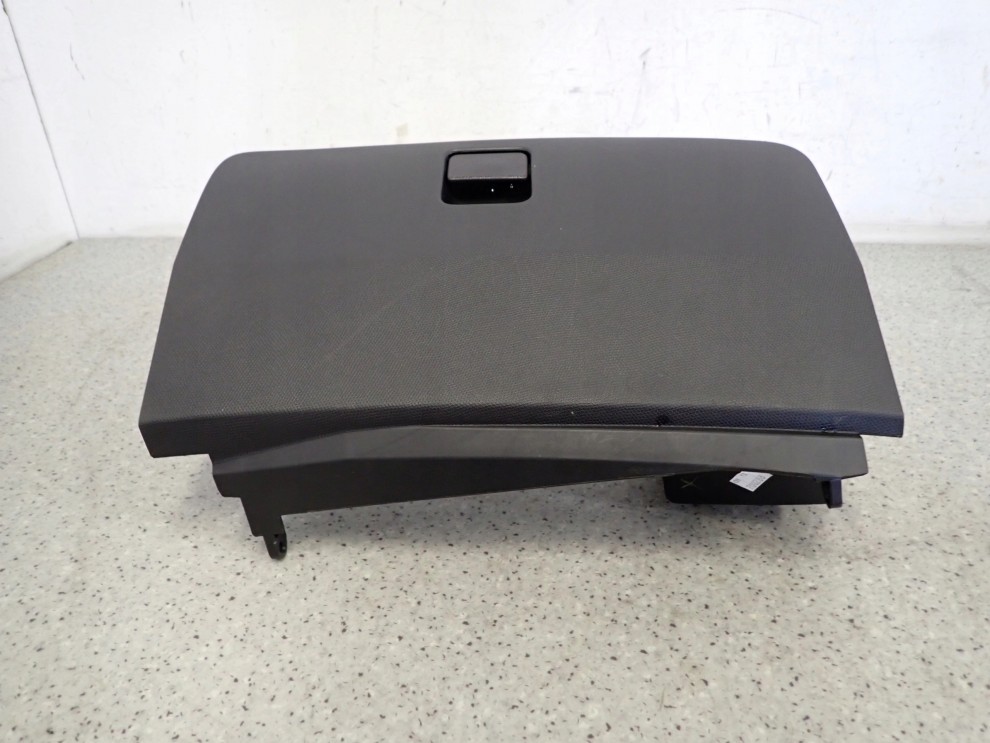 NISSAN MICRA K12 03-10 SCHOWEK PASAŻERA 4/6