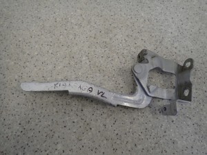 KIA VENGA 09- ZAWIAS MASKI LEWY