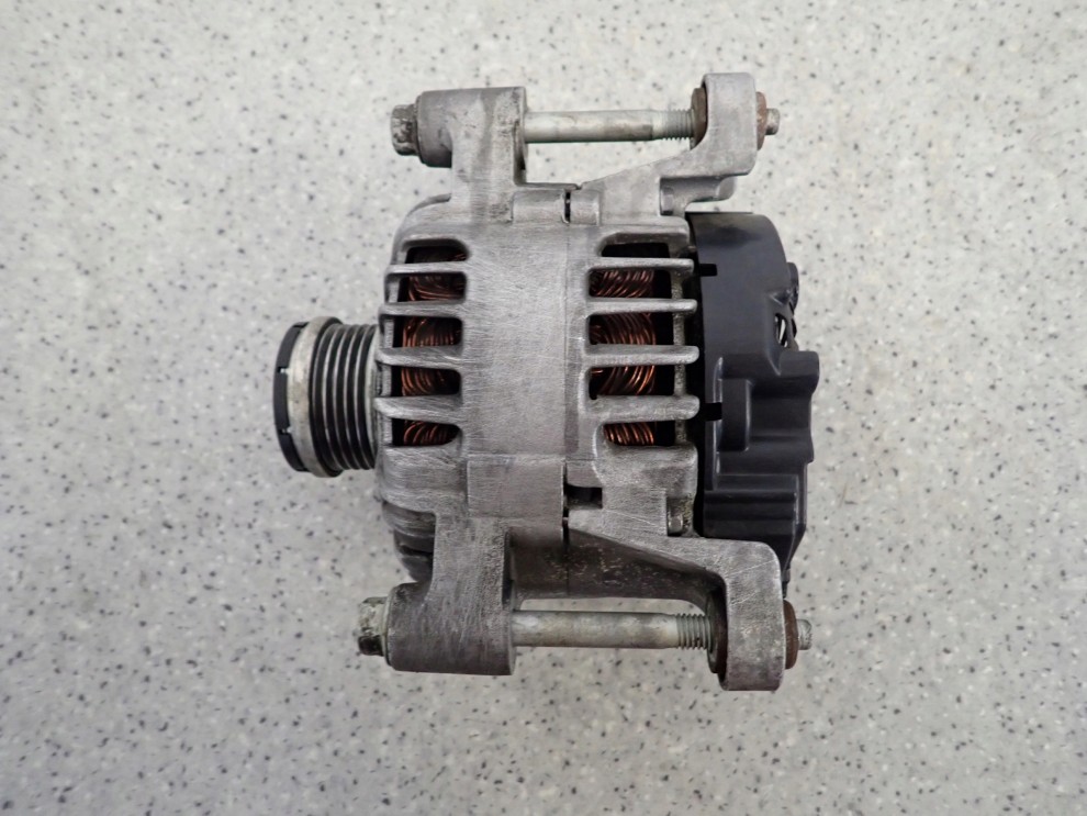 CHEVROLET ORLANDO 1.4T 10- ALTERNATOR 3/5