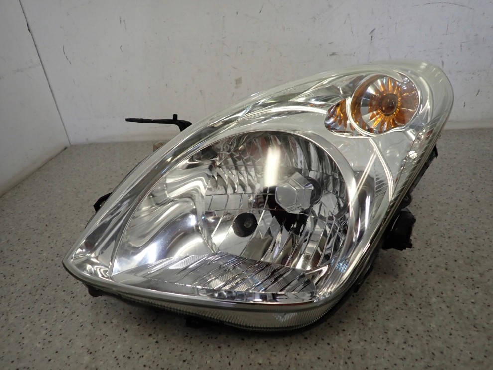 PIXO NISSAN 09- LAMPA PRZEDNIA LEWA REFLEKTOR EUROPA ORYGINAŁ 1/8