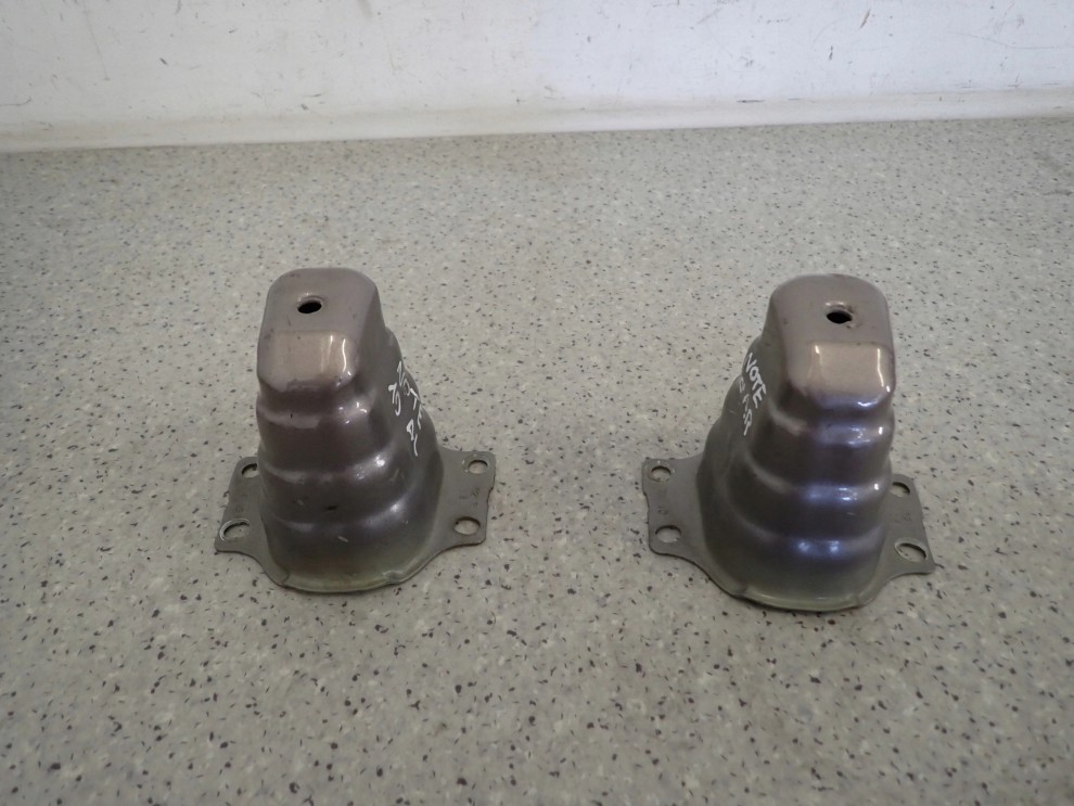 NISSAN NOTE E11 06-11 STREFA ZGNIOTU WSPORNIK TYLNY LEWY LUB PRAWY 1/4